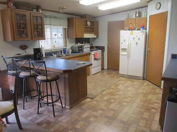 3rd image of 8830 Taurus Cir N