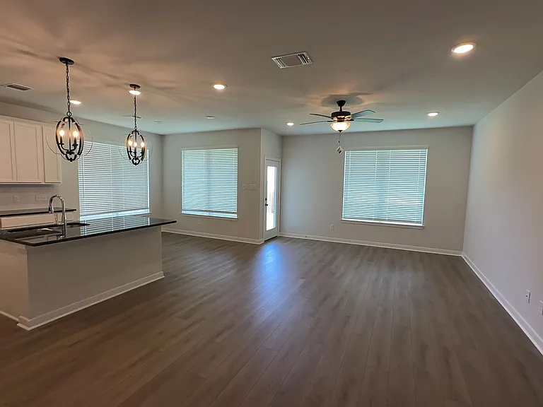 5109 Pollack Ln — Photo 11