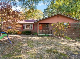 483 Powers Blvd, Waverly, TN 37185
