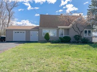 1255 New Loudon Rd, Cohoes, NY 12047