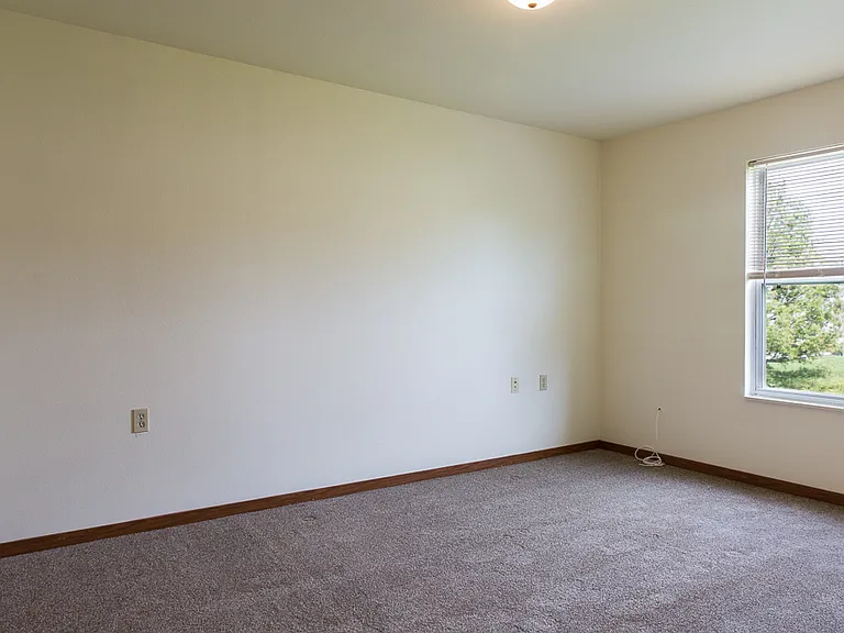 York Creek Apartments — Photo 33