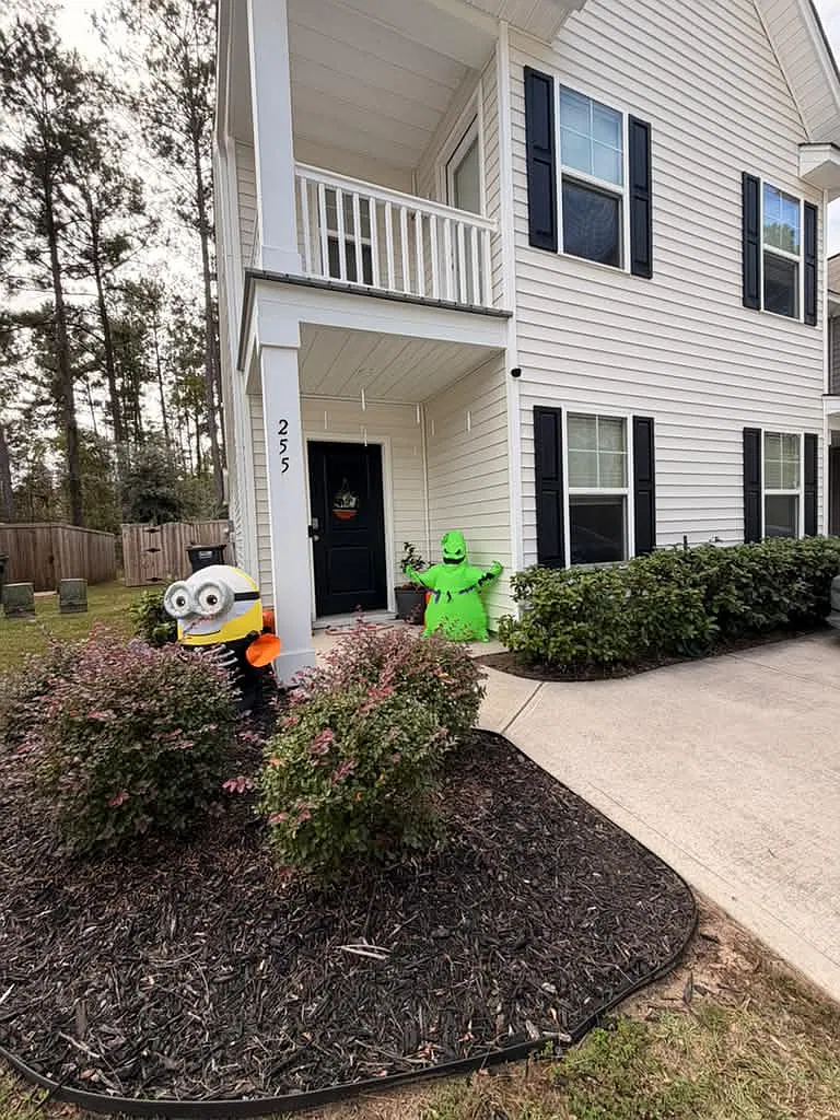 4 bed, 1684 sqft, $2,250 — Photo 1