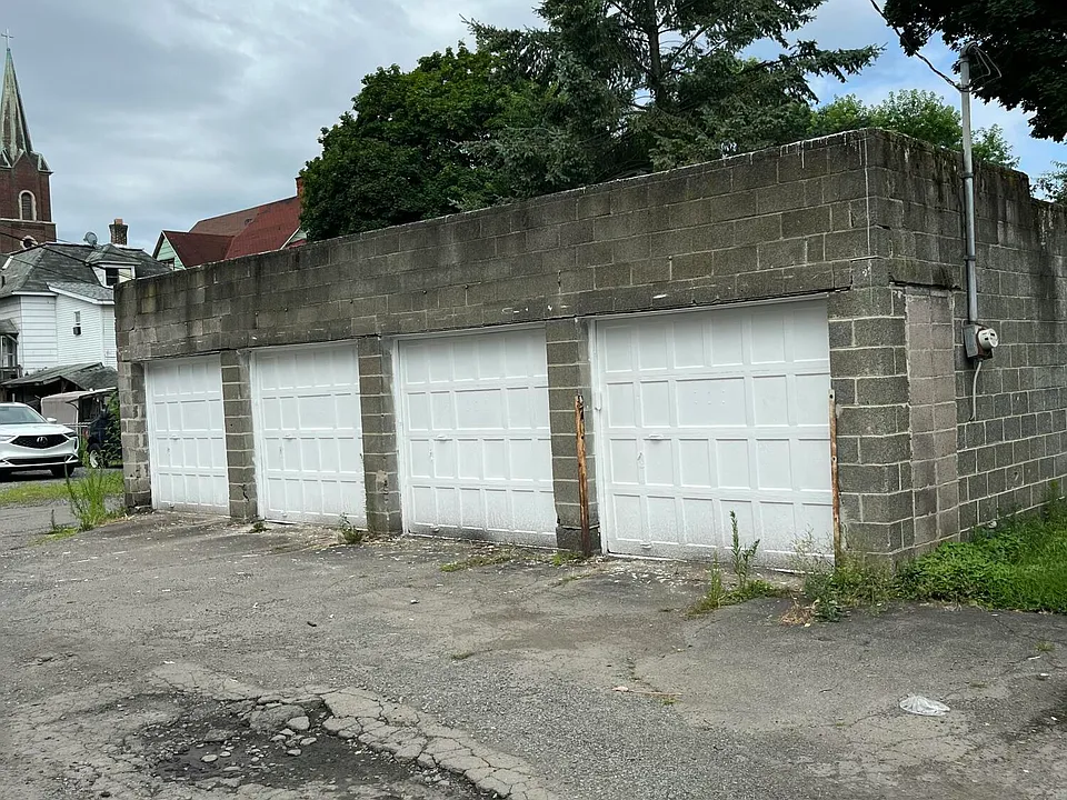 430R Orchard St #GARAGE
