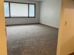 1812 B St APT 5, Lincoln, NE 68502