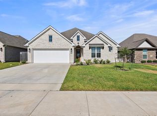 2914 Spector Dr, Bryan, TX 77808