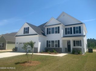 702 Secession Ln, Jacksonville, NC 28546