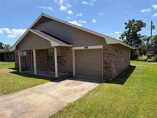 719 Pine Ter, Prairie View, TX 77445
