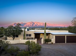 2880 N Sunrock Ln, Tucson, AZ 85745