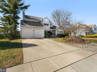 12 Pavilion Rd, Voorhees, NJ 08043