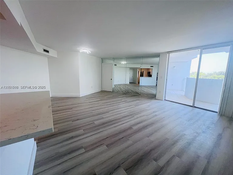 1200 NE Miami Gardens Dr #501W — Photo 8