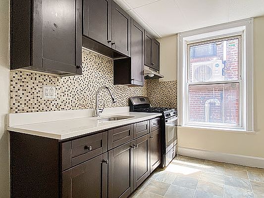 2nd image of 19113 42nd Ave APT 1R