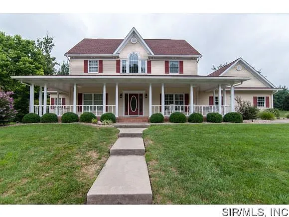 1711 10th Fairway Dr photo 1