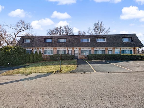 131 N Lincolnway APT 4