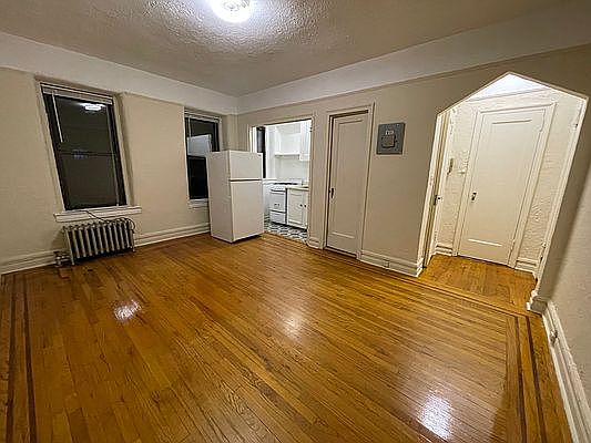 1st image of 40-15 81st St #B18