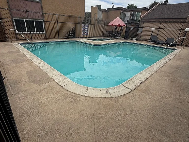 2700 N Brea Blvd #7 — Photo 20