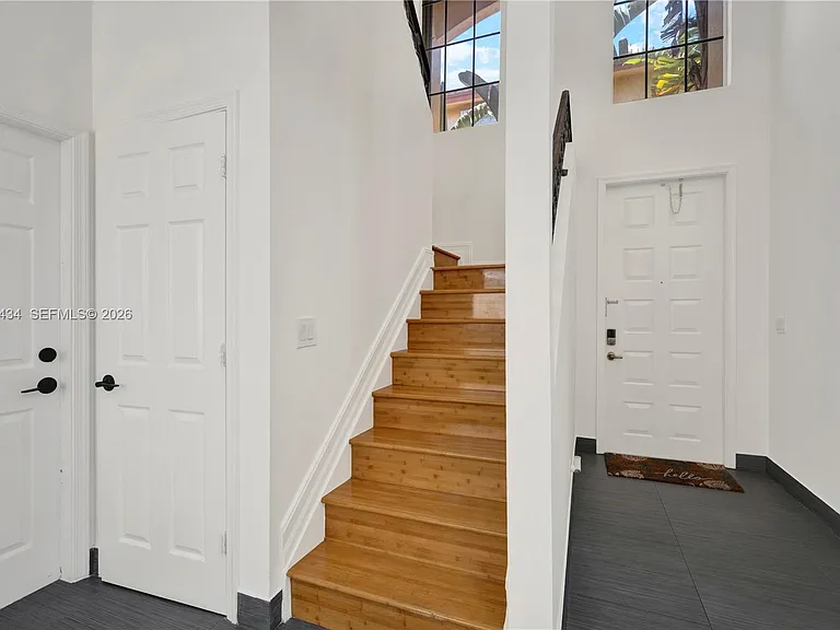 1251 Hayes St — Photo 25