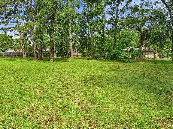 3rd image of 21515 Briar Oak Dr