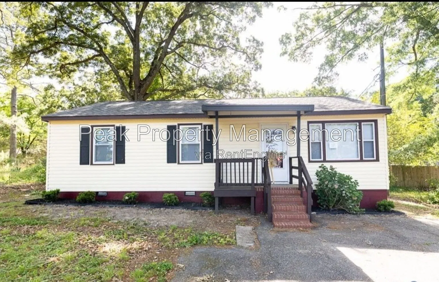 3 bed, 2.0 bath, 960 sqft, $2,000 — Photo 2