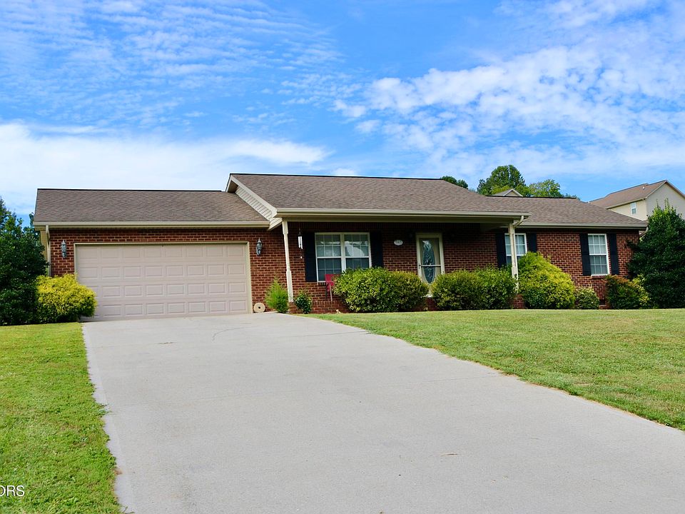 1st image of 580 Altina Cir