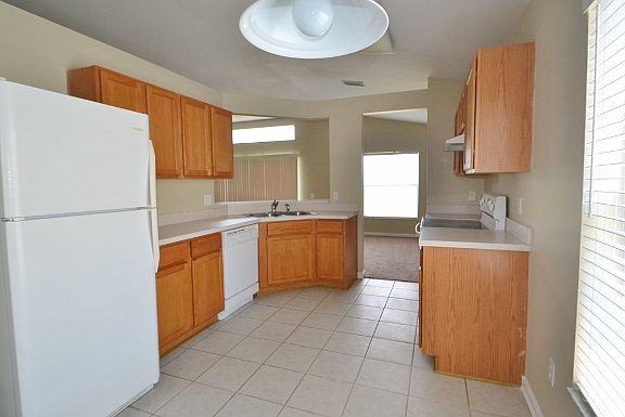 4th image of 12419 Cedarfield Dr
