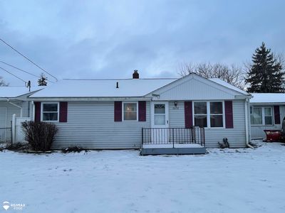 2078 E Parkwood Ave, Burton, MI, 48529