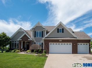 5648 Judge Rd, Bettendorf, IA 52722