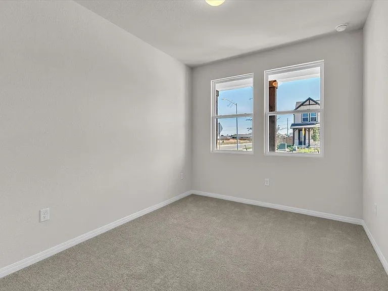302 Willow Heights Dr — Photo 20
