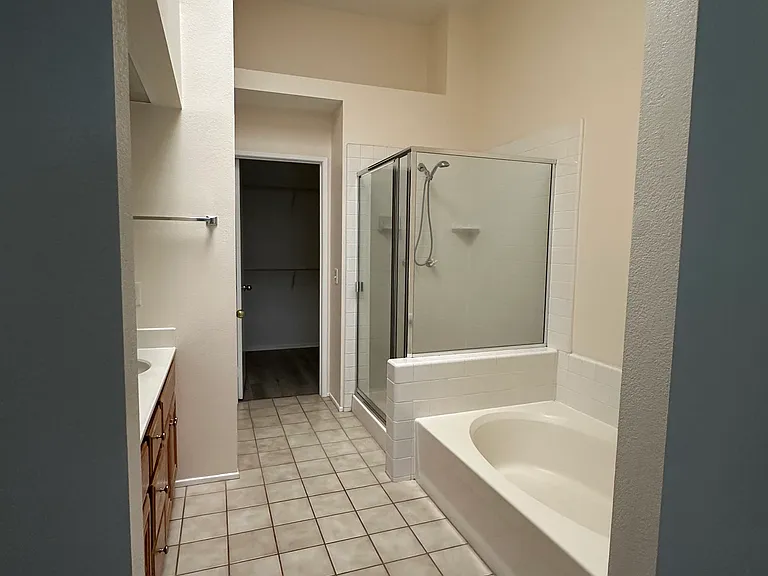 1040 N Turner Ave — Photo 11