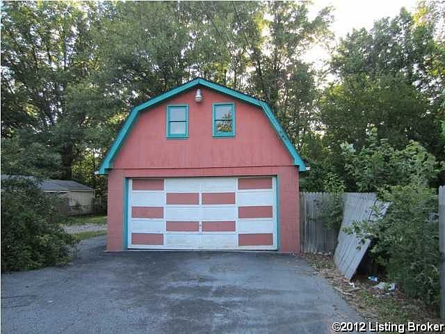 2nd image of 1223 Dahl Rd