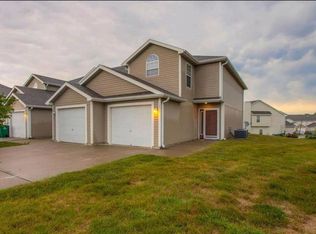 1621 Highland Dr, Lees Summit, MO 64081