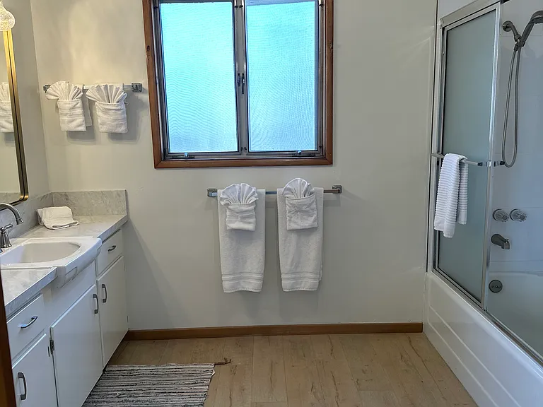 310 Rialto St — Photo 16