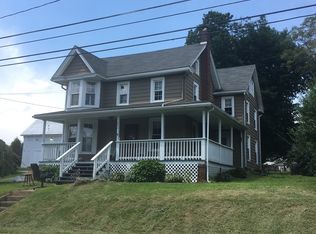 694 New Park Rd, New Park, PA 17352