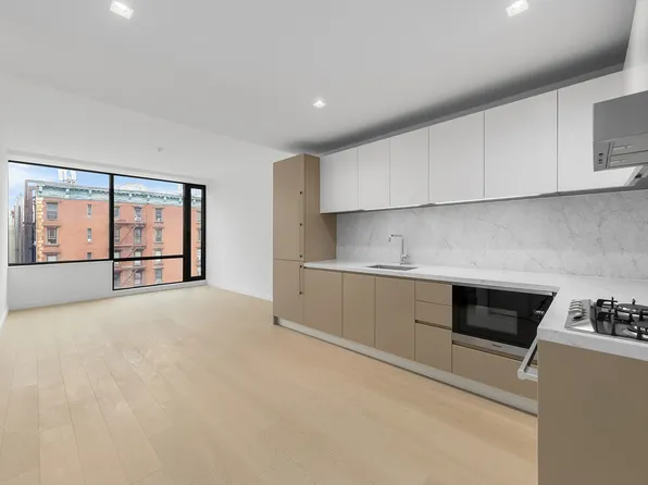 75 1st Avenue image 2 of 12