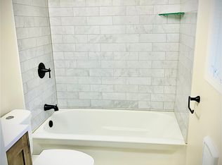 110 W Willow Dr APT C, Roseland, IN 46637