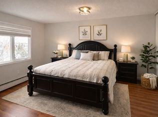 816 89th Ave SW #317, Calgary, AB T2V 4N8