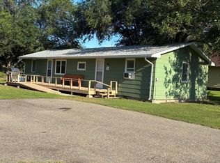 18 Western Ave, Gilby, ND 58235