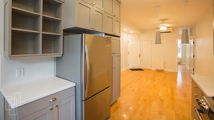 Rented by Garfield Realty  | media 33