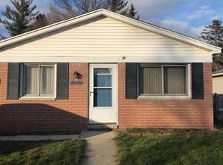 20201 Voiland St, Roseville, MI 48066