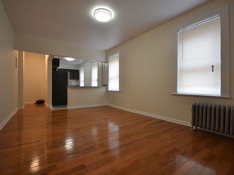 1st image of 4015 79th St APT 3C