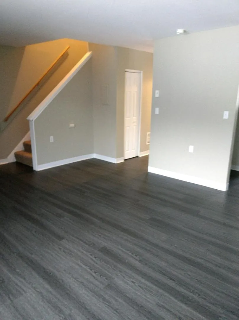 154 Hailesboro St — Photo 3