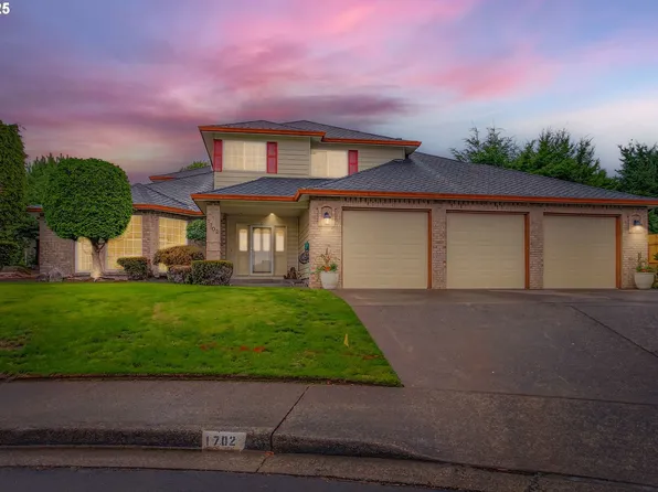 1702 NW Gregory Dr, Vancouver, WA 98665