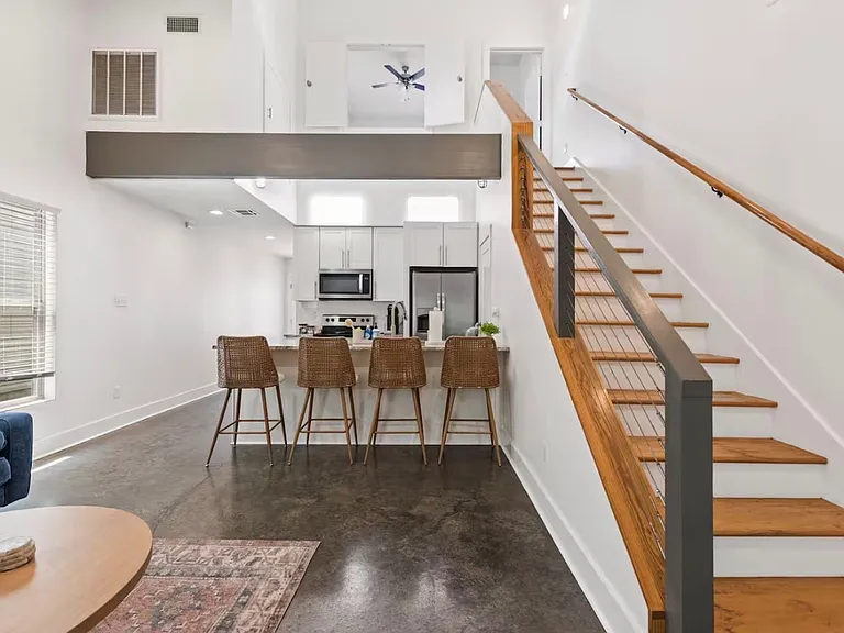 108 Oak Plains Aly — Photo 2