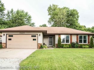 3425 W Seminole St, Springfield, MO 65807