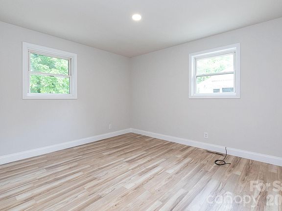 5th image of 258 New Leicester Hwy
