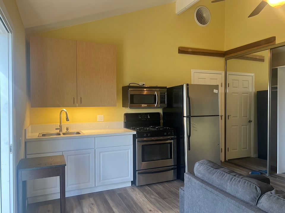 1st image of 9949 Mozelle Ln