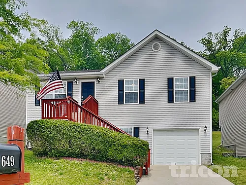 649 Belgium Dr Photo 1