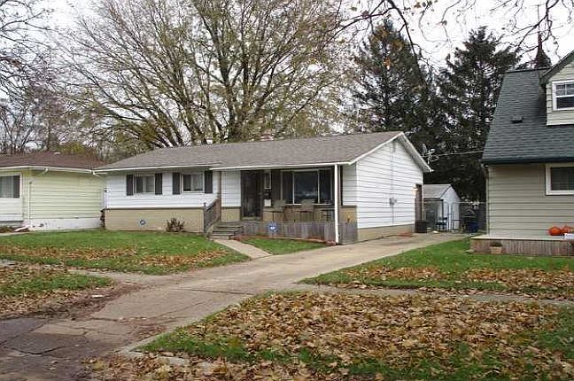 2nd image of 3810 Twilight Dr