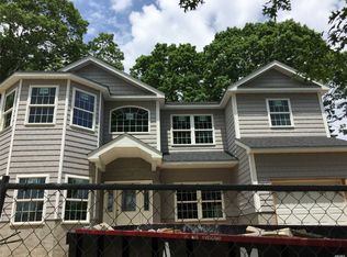 177 Euclid Ave, Massapequa, NY 11758