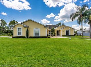 2001 Alan St, Sebring, FL 33875