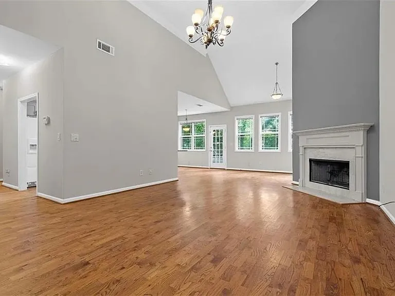 3516 Lori Ln — Photo 35